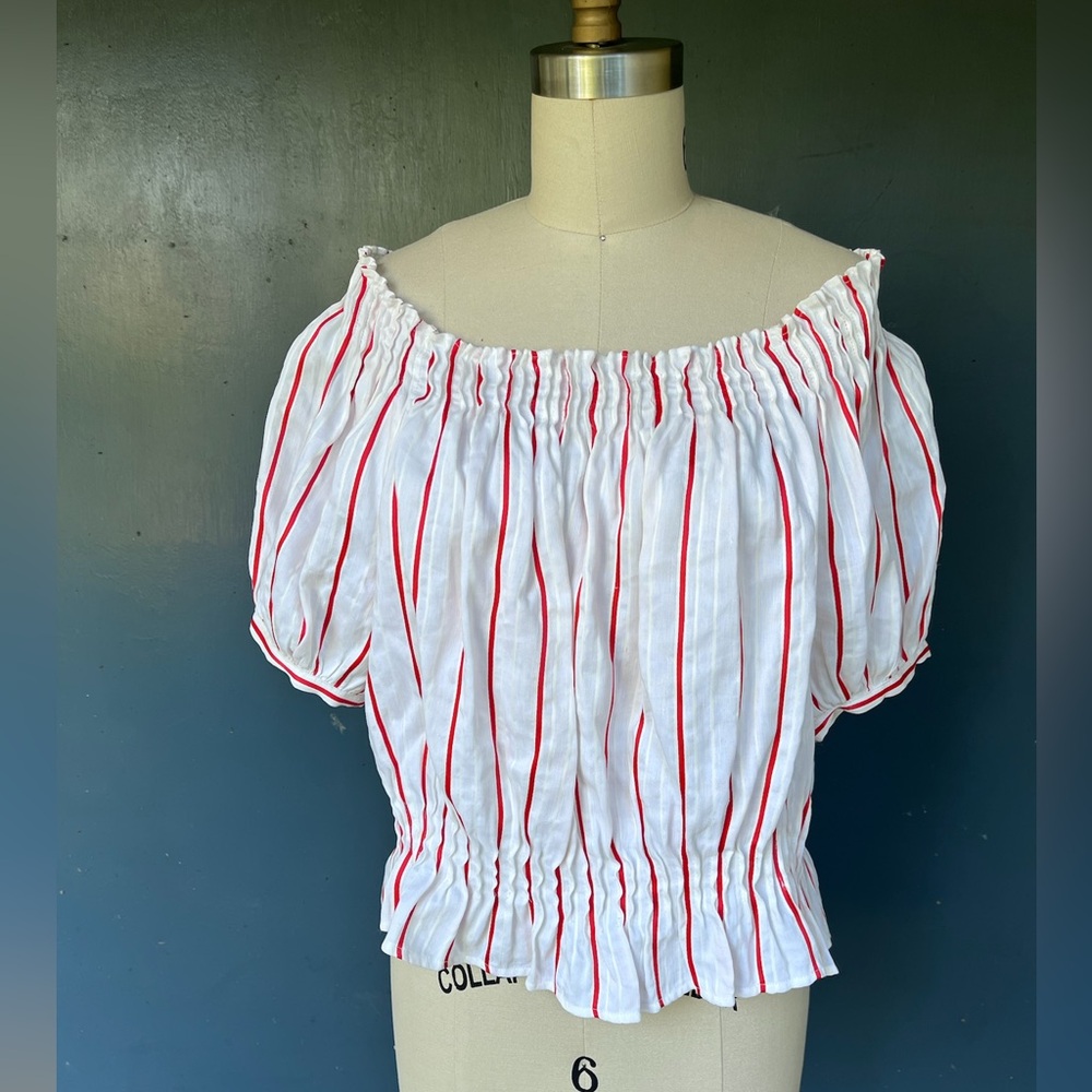 Lewit off-the-shoulder pintucked crop top - size XS